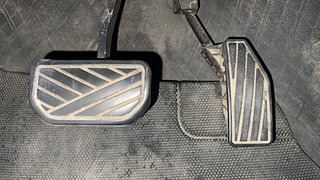 Used 2018 Maruti Suzuki Baleno [2015-2019] Zeta AT Petrol Petrol Automatic interior PEDALS VIEW