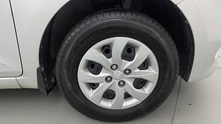 Used 2017 Hyundai Elite i20 [2014-2018] Sportz 1.2 Petrol Manual tyres RIGHT FRONT TYRE RIM VIEW