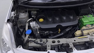 Used 2013 Nissan Sunny [2011-2014] XL Diesel Diesel Manual engine ENGINE RIGHT SIDE VIEW
