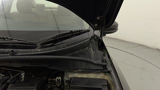 Used 2019 Honda City [2017-2020] ZX CVT Petrol Automatic engine ENGINE LEFT SIDE HINGE & APRON VIEW