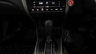 Used 2019 Honda City [2017-2020] ZX CVT Petrol Automatic interior GEAR  KNOB VIEW