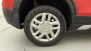 Used 2018 Maruti Suzuki Vitara Brezza [2018-2020] VDi AMT Diesel Automatic tyres RIGHT REAR TYRE RIM VIEW