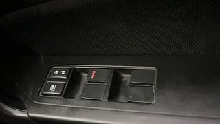 Used 2018 Maruti Suzuki Vitara Brezza [2018-2020] VDi AMT Diesel Automatic top_features Power windows