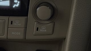 Used 2014 Maruti Suzuki Swift Dzire ZXI Petrol Manual top_features Rear defogger