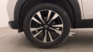 Used 2021 Nissan Kicks XV Turbo Petrol Manual tyres LEFT FRONT TYRE RIM VIEW