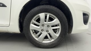 Used 2014 Maruti Suzuki Swift Dzire ZXI Petrol Manual tyres RIGHT FRONT TYRE RIM VIEW