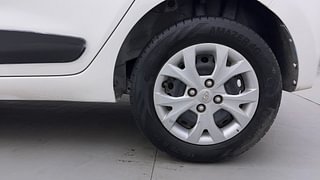 Used 2014 Hyundai Grand i10 [2013-2017] Sportz 1.2 Kappa VTVT Petrol Manual tyres LEFT REAR TYRE RIM VIEW