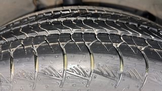 Used 2021 Nissan Kicks XV Turbo Petrol Manual tyres RIGHT FRONT TYRE TREAD VIEW