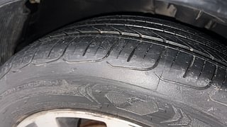 Used 2014 Hyundai Verna [2011-2015] Fluidic 1.6 CRDi SX Diesel Manual tyres RIGHT FRONT TYRE TREAD VIEW