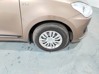 Used 2018 Maruti Suzuki Dzire [2017-2020] VXI Petrol Manual tyres RIGHT FRONT TYRE RIM VIEW