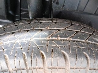 Used 2018 Maruti Suzuki Dzire [2017-2020] VXI Petrol Manual tyres RIGHT REAR TYRE TREAD VIEW