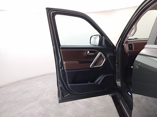 Used 2023 Mahindra Scorpio N Z8 L Petrol 6 STR Petrol Manual interior LEFT FRONT DOOR OPEN VIEW
