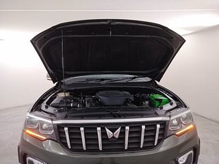 Used 2023 Mahindra Scorpio N Z8 L Petrol 6 STR Petrol Manual engine ENGINE & BONNET OPEN FRONT VIEW