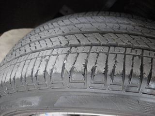 Used 2023 Mahindra Scorpio N Z8 L Petrol 6 STR Petrol Manual tyres LEFT FRONT TYRE TREAD VIEW