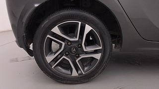 Used 2020 Tata Tiago Revotron XZ Plus Petrol Manual tyres RIGHT REAR TYRE RIM VIEW