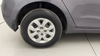 Used 2018 Hyundai Elite i20 [2017-2018] Magna Executive CVT Petrol Automatic tyres RIGHT REAR TYRE RIM VIEW