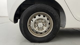Used 2015 Hyundai Eon [2011-2018] Era + Petrol Manual tyres RIGHT REAR TYRE RIM VIEW