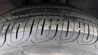 Used 2021 Renault Triber RXZ Petrol Manual tyres RIGHT FRONT TYRE TREAD VIEW