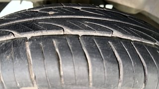 Used 2015 Hyundai Eon [2011-2018] Era + Petrol Manual tyres RIGHT REAR TYRE TREAD VIEW