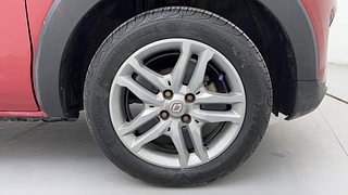 Used 2021 Renault Triber RXZ Petrol Manual tyres RIGHT FRONT TYRE RIM VIEW