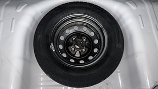 Used 2015 Hyundai Eon [2011-2018] Era + Petrol Manual tyres SPARE TYRE VIEW