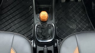 Used 2019 Renault Kwid [2017-2019] CLIMBER 1.0 Petrol Manual interior GEAR  KNOB VIEW