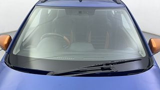 Used 2019 Renault Kwid [2017-2019] CLIMBER 1.0 Petrol Manual exterior FRONT WINDSHIELD VIEW