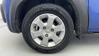 Used 2019 Renault Kwid [2017-2019] CLIMBER 1.0 Petrol Manual tyres LEFT FRONT TYRE RIM VIEW