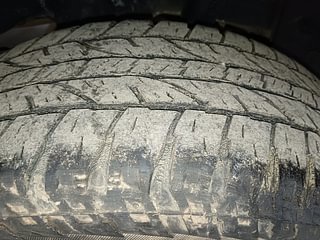 Used 2016 Renault Duster [2015-2019] 110 PS RXZ 4X2 AMT Diesel Automatic tyres LEFT REAR TYRE TREAD VIEW