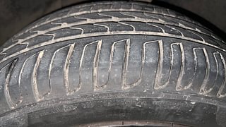 Used 2015 Jaguar XE [2016-2019] Portfolio Petrol Automatic tyres LEFT FRONT TYRE TREAD VIEW