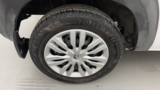 Used 2022 Renault Kwid RXL Petrol Manual tyres RIGHT REAR TYRE RIM VIEW
