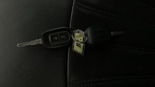 Used 2020 Renault Triber RXT Petrol Manual extra CAR KEY VIEW