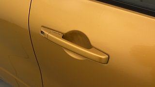 Used 2020 Renault Triber RXT Petrol Manual dents MINOR DENT