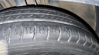 Used 2020 Renault Triber RXT Petrol Manual tyres LEFT FRONT TYRE TREAD VIEW