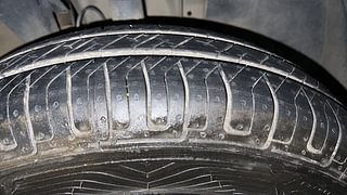 Used 2020 Renault Triber RXT Petrol Manual tyres RIGHT FRONT TYRE TREAD VIEW