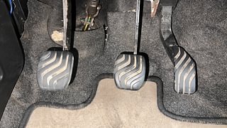 Used 2017 Renault Kwid [2015-2019] RXL Petrol Manual interior PEDALS VIEW