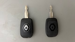 Used 2022 Renault Kwid RXL Petrol Manual extra CAR KEY VIEW