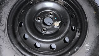 Used 2014 Maruti Suzuki Swift [2011-2017] VXi Petrol Manual tyres SPARE TYRE VIEW