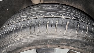 Used 2017 Ford EcoSport [2017-2021] Titanium 1.5L Ti-VCT Petrol Manual tyres RIGHT REAR TYRE TREAD VIEW