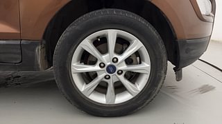 Used 2017 Ford EcoSport [2017-2021] Titanium 1.5L Ti-VCT Petrol Manual tyres RIGHT FRONT TYRE RIM VIEW