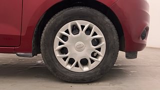 Used 2016 Ford Figo Aspire [2015-2019] Trend 1.5 TDCi Diesel Manual tyres RIGHT FRONT TYRE RIM VIEW