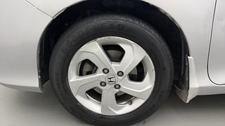 Used 2014 Honda City [2014-2017] VX CVT Petrol Automatic tyres LEFT FRONT TYRE RIM VIEW