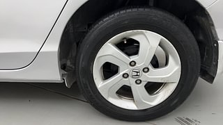 Used 2014 Honda City [2014-2017] VX CVT Petrol Automatic tyres LEFT REAR TYRE RIM VIEW