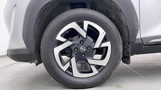 Used 2021 Nissan Magnite XV Premium Turbo CVT Petrol Automatic tyres LEFT FRONT TYRE RIM VIEW