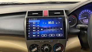 Used 2012 Honda City [2011-2014] 1.5 V AT Petrol Automatic top_features Integrated (in-dash) music system