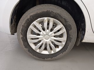 Used 2017 Maruti Suzuki Dzire [2017-2020] VDI Diesel Manual tyres RIGHT REAR TYRE RIM VIEW