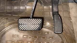 Used 2014 Honda City [2014-2017] VX CVT Petrol Automatic interior PEDALS VIEW