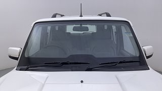 Used 2022 Mahindra Scorpio S9 Diesel Manual exterior FRONT WINDSHIELD VIEW