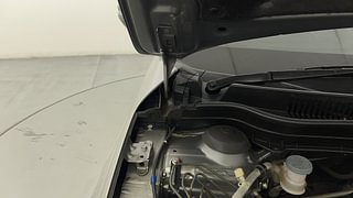Used 2021 Maruti Suzuki Vitara Brezza [2020-2022] ZXI AT Petrol Automatic engine ENGINE RIGHT SIDE HINGE & APRON VIEW