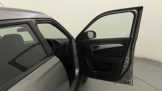 Used 2021 Maruti Suzuki Vitara Brezza [2020-2022] ZXI AT Petrol Automatic interior RIGHT FRONT DOOR OPEN VIEW